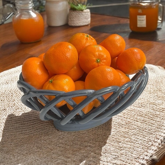 Vintage Blue Lattice Oval Open Weave Bread Basket or Fruit Bowl Pottery Stamped - Picture 1 of 15